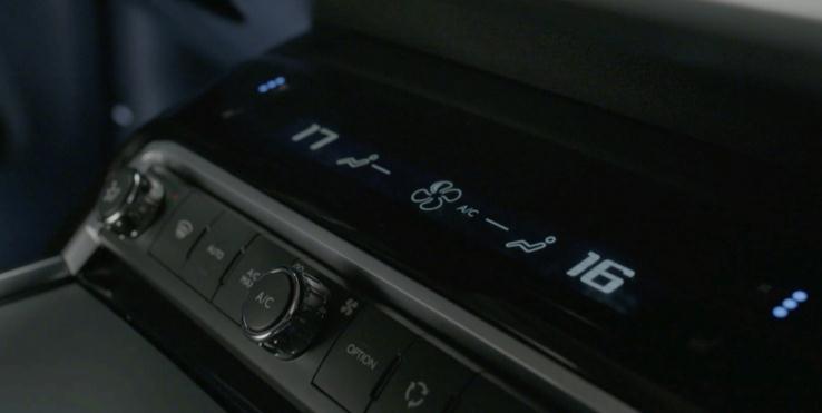 特的极致天窗工艺新葡京遇见伟巴斯