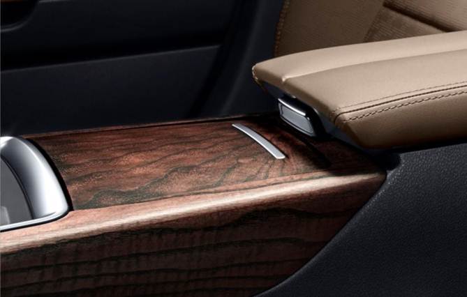 特的极致天窗工艺新葡京遇见伟巴斯(图8)