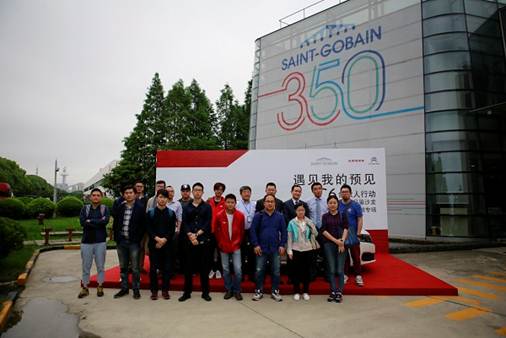 特的极致天窗工艺新葡京遇见伟巴斯(图22)