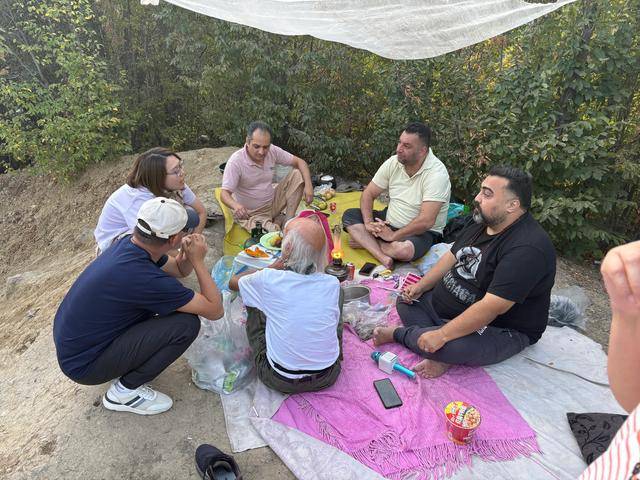 的伊朗向导老侯赛因新葡京娱乐城我和我(图13)