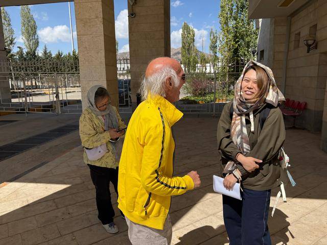 的伊朗向导老侯赛因新葡京娱乐城我和我(图1) 的伊朗向导老侯赛因新葡京娱乐城我和我(图1)