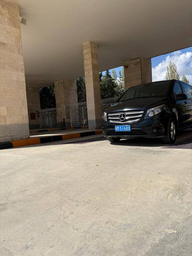 的伊朗向导老侯赛因新葡京娱乐城我和我(图5)